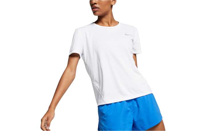 Nike Nike T Shirts Women's White Crew Neck Moderate Straight Fit