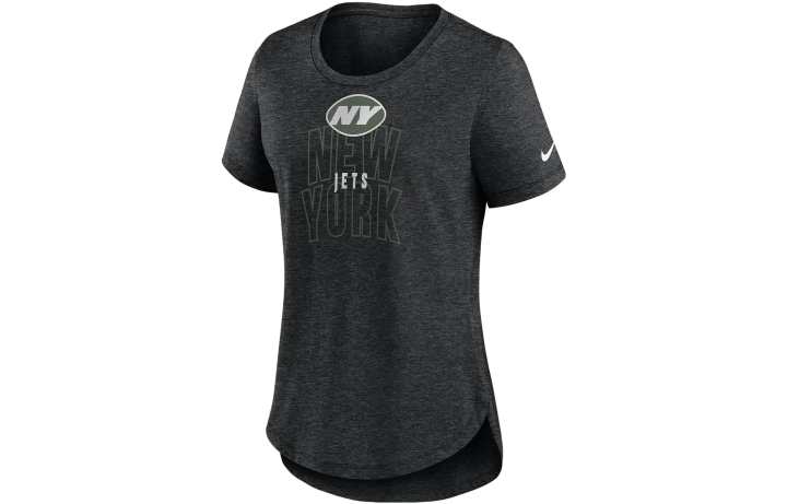 Nike Nike T Shirts Women's Black Crew Neck Moderate Straight Fit