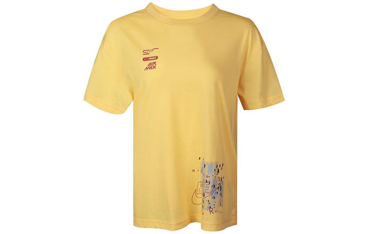 Nike Nike T Shirts Women's Yellow Crew Neck Moderate Straight Fit