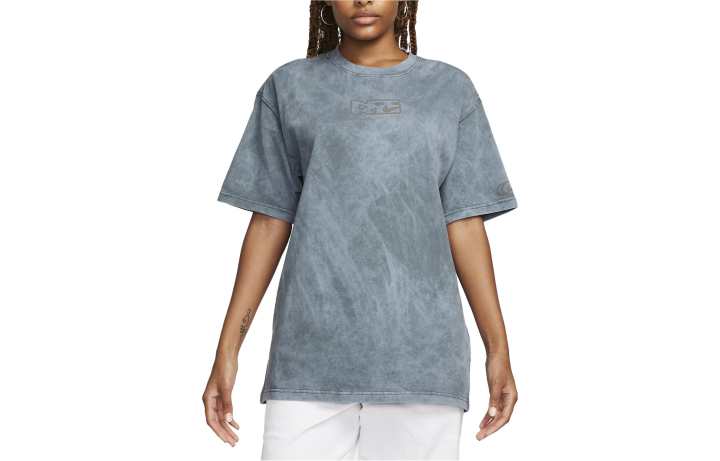 Nike Nike T Shirts Women's Blue Crew Neck Moderate Straight Fit