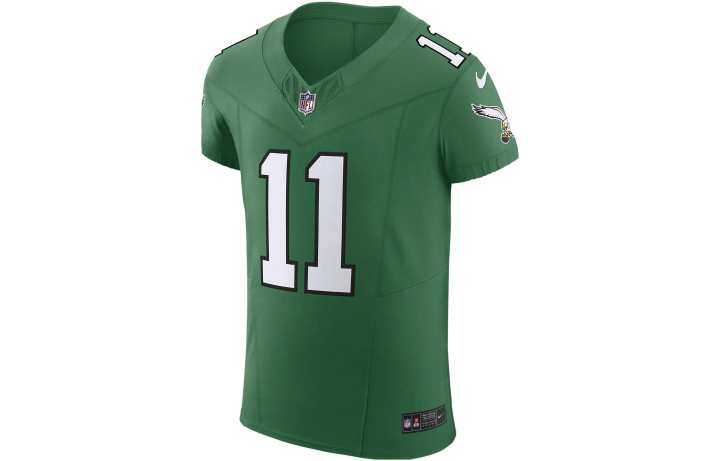 Nike Nike Soccer Jerseys Men's Green Moderate Straight Fit