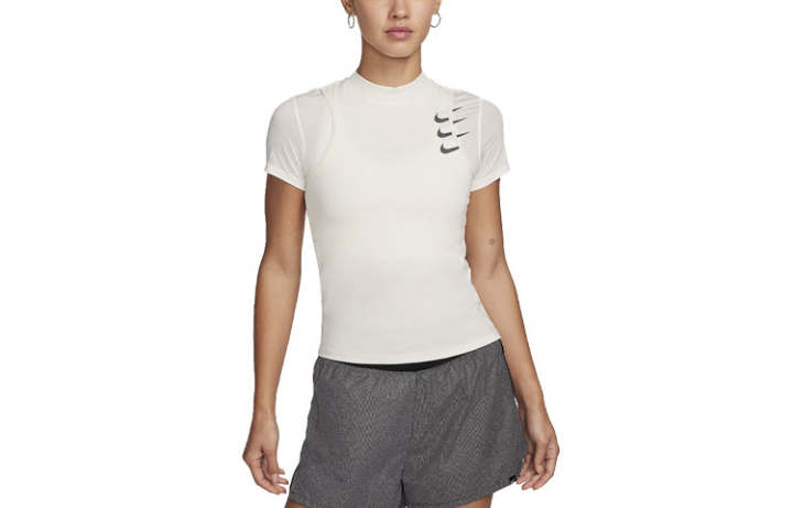 Nike Nike T Shirts Women's White Half Turtleneck Moderate Straight Fit