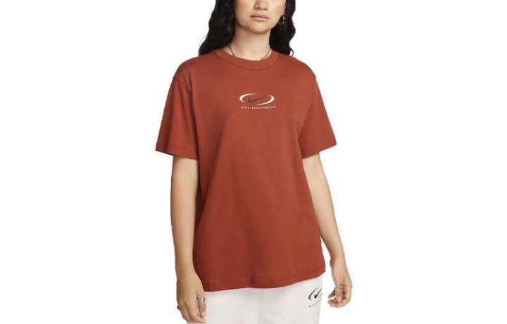 Nike Nike T Shirts Women's Orange Crew Neck Moderate Straight Fit
