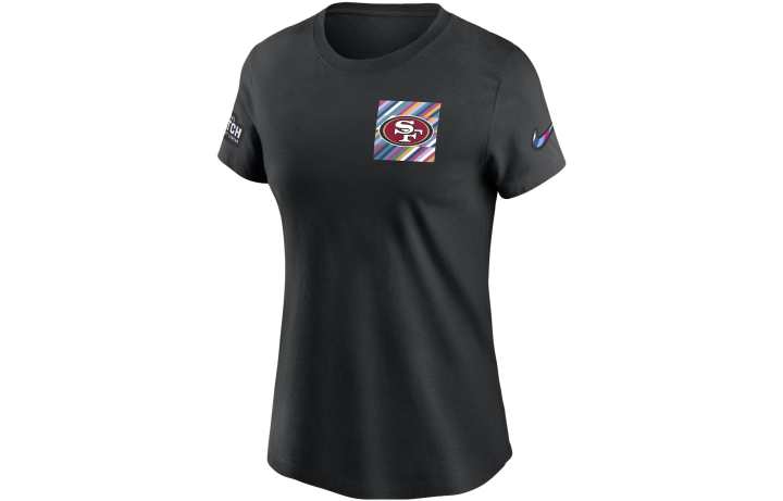 Nike Nike T Shirts Women's Black Crew Neck Moderate Straight Fit