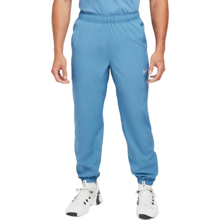 Nike Nike Form Men's Dri-FIT Tapered Versatile Pants