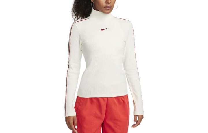 Nike Nike T Shirts Women's White Turtleneck Moderate Straight Fit