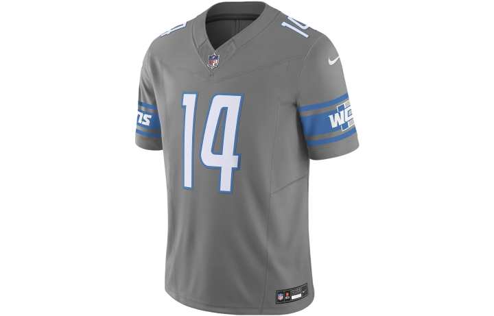 Nike Nike Soccer Jerseys Men's Gray Moderate Straight Fit