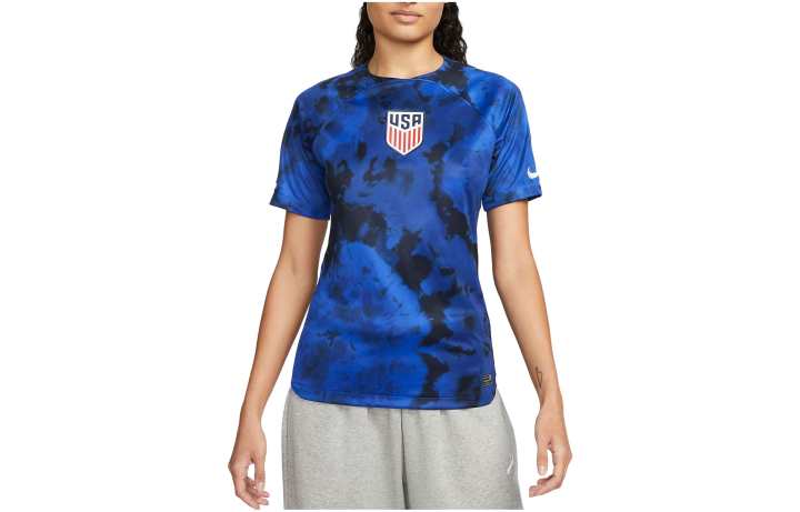 Nike Nike T Shirts Women's Blue Crew Neck Moderate Straight Fit