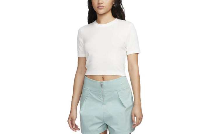 Nike Nike T Shirts Women's White Crew Neck Moderate Straight Fit
