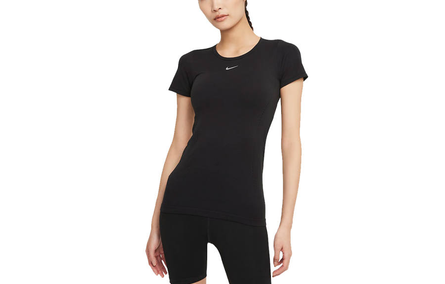 Nike Nike T Shirts Women's Black Crew Neck Moderate