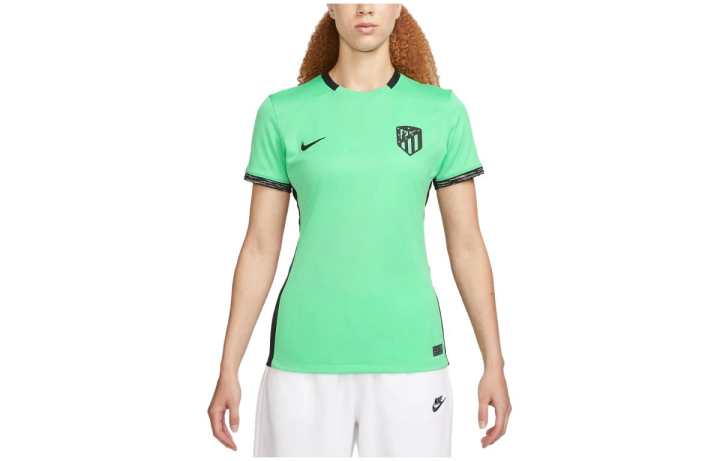 Nike Nike T Shirts Women's Green Crew Neck Moderate Straight Fit