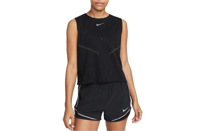 Nike Nike T Shirts Women's Black Crew Neck Moderate Straight Fit