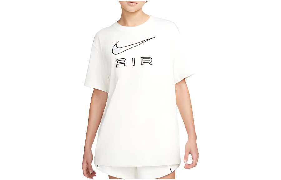 Nike Nike T Shirts Women's Ecru Crew Neck Moderate Straight Fit