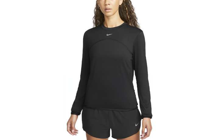 Nike Nike T Shirts Women's Black Crew Neck Moderate Straight Fit