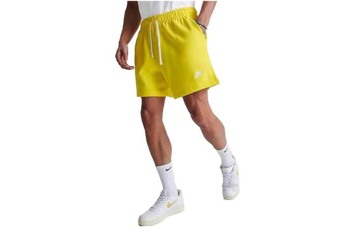 Nike Nike Sports Shorts Men's Yellow Moderate