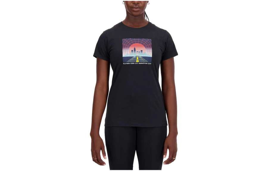 New Balance New Balance T Shirts Women's Black Crew Neck Moderate Straight Fit