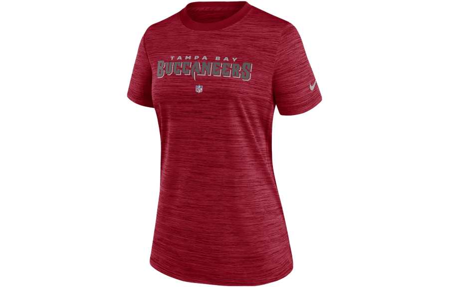 Nike Nike T Shirts Women's Red Crew Neck Moderate Straight Fit