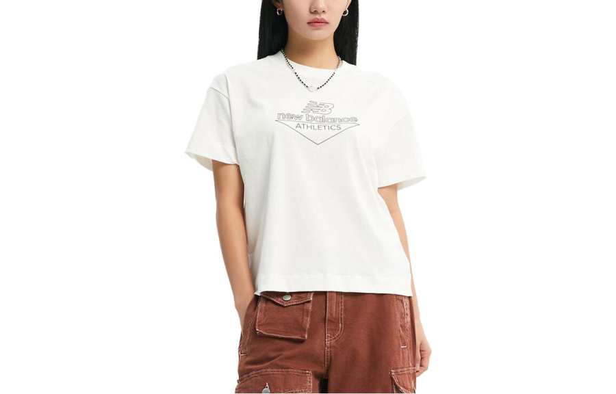 New Balance New Balance T Shirts Women's White Crew Neck Moderate Straight Fit