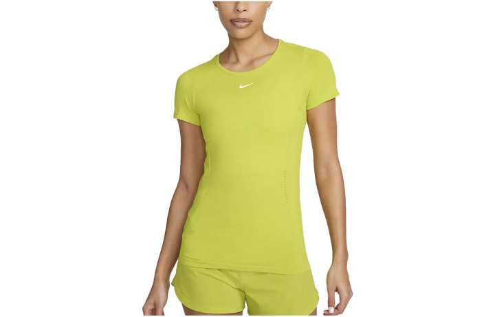 Nike Nike T Shirts Women's Cactus Green Crew Neck Moderate Straight Fit