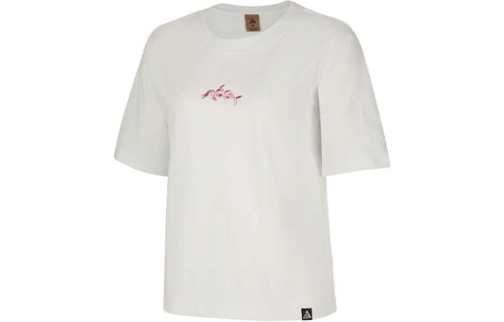 Nike Nike ACG T Shirts Women's White Crew Neck Moderate Straight Fit