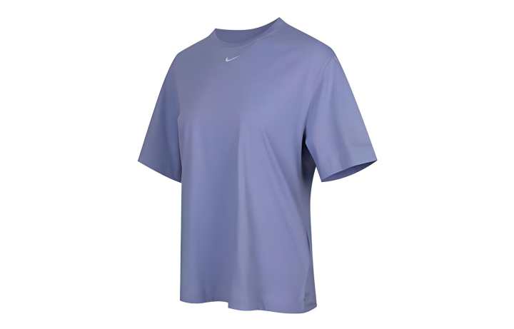 Nike Nike T Shirts Women's Purple Crew Neck Moderate Straight Fit