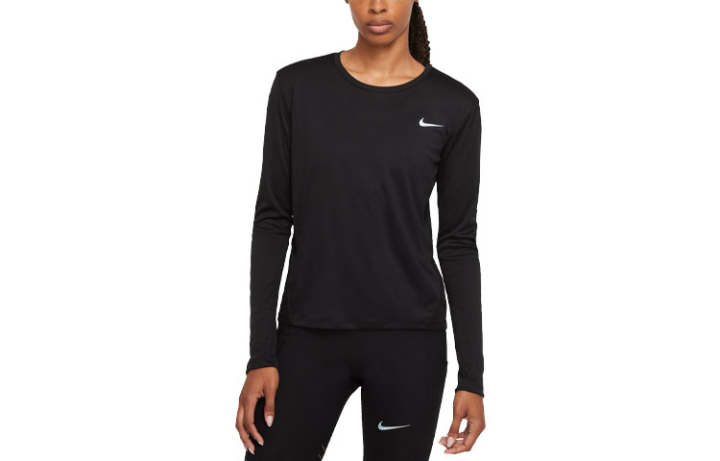 Nike Nike T Shirts Women's Black Crew Neck Moderate Mock Two Piece