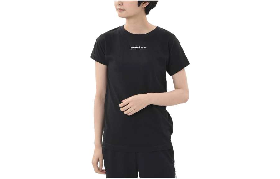 New Balance New Balance T Shirts Women's Black Crew Neck Moderate Straight Fit