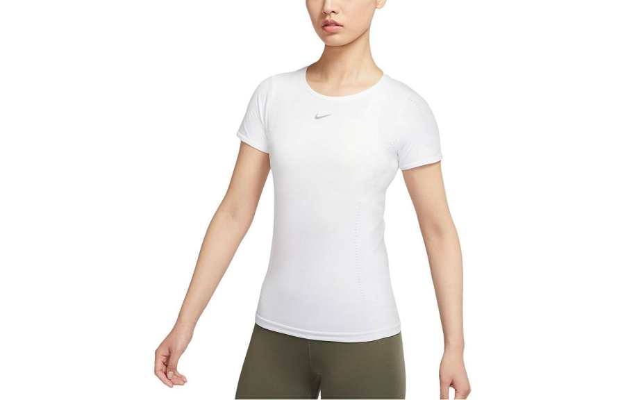 Nike Nike T Shirts Women's White Crew Neck Moderate Straight Fit
