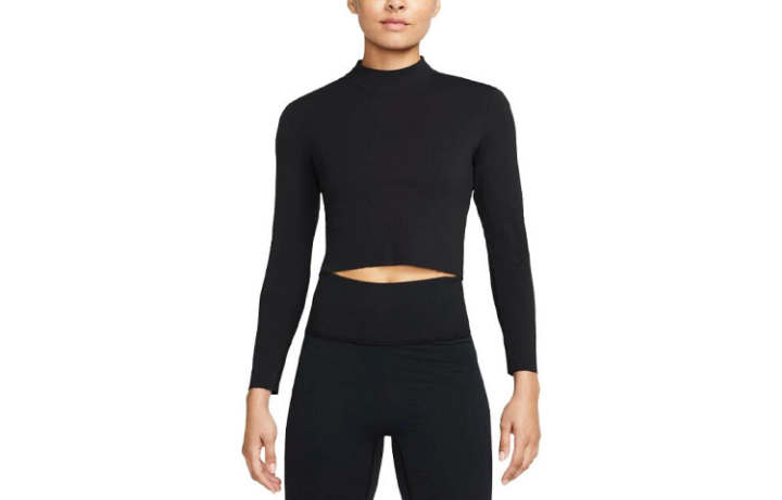 Nike Nike Crop Tops Women's Black Half Turtleneck Moderate