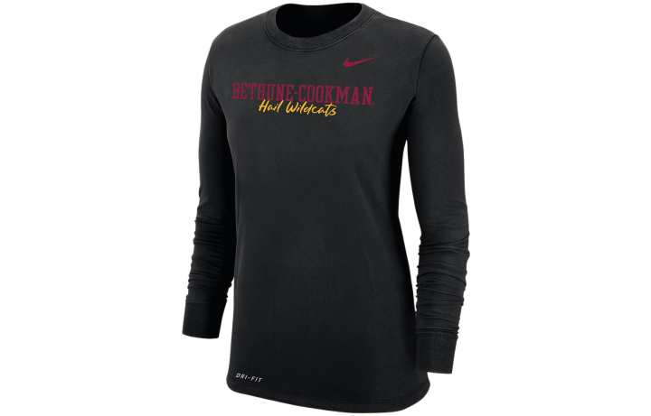Nike Nike T Shirts Women's Black Crew Neck Moderate Straight Fit