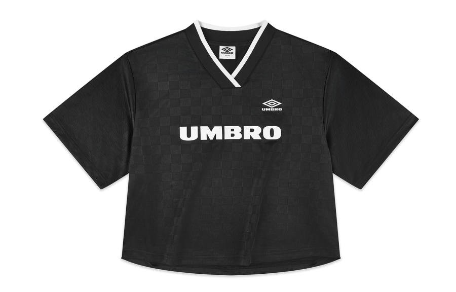 Umbro T Shirts Women's V Neck Moderate Straight Fit
