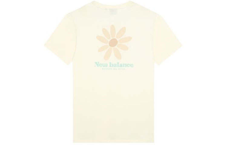New Balance New Balance T Shirts Women's Light Yellow Crew Neck Moderate Straight Fit