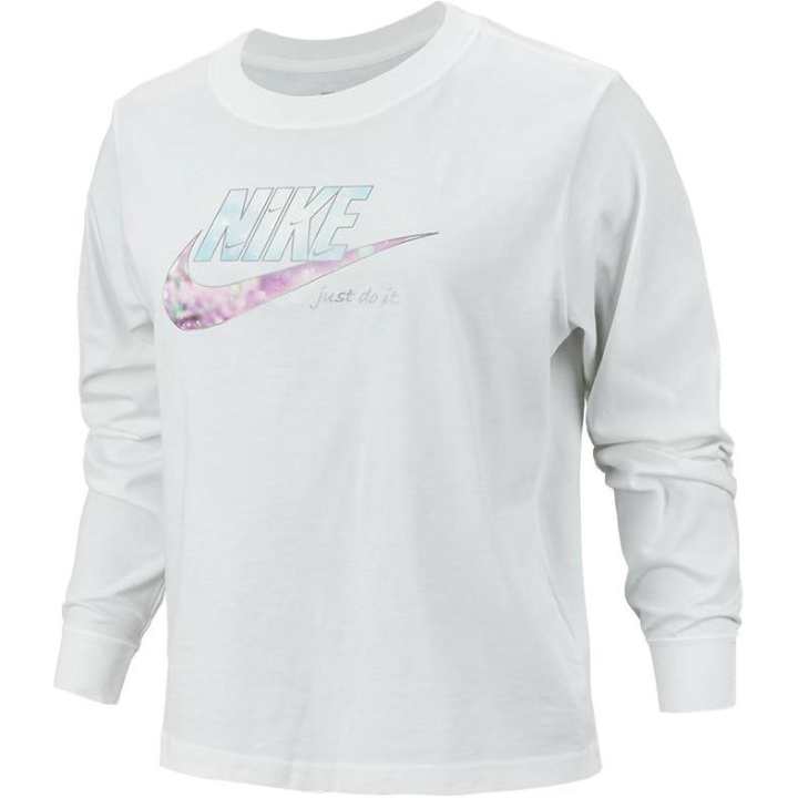 Nike Nike T Shirts Women's White Crew Neck Moderate Straight Fit