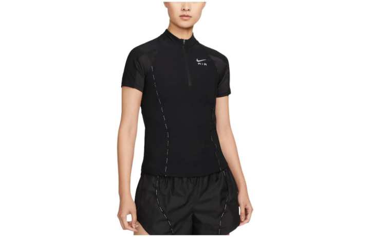 Nike Nike T Shirts Women's Black Stand Collar Moderate