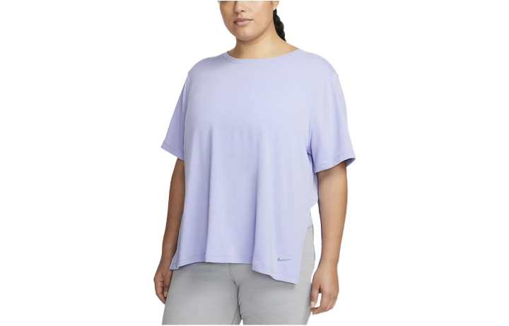 Nike Nike T Shirts Women's Purple Crew Neck Moderate Straight Fit