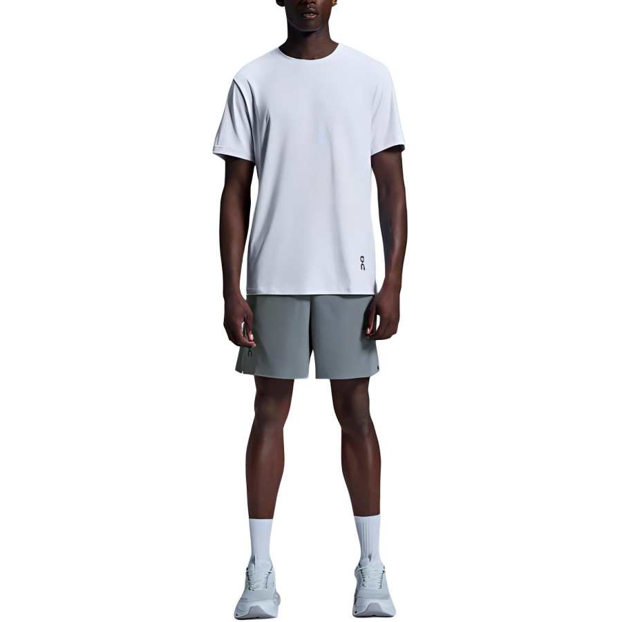 On On elasticated focus shorts