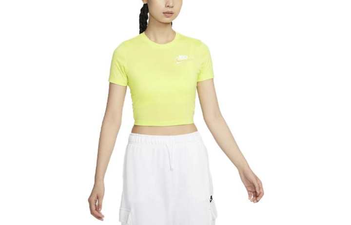 Nike Nike T Shirts Women's Lemon Crew Neck Moderate Straight Fit