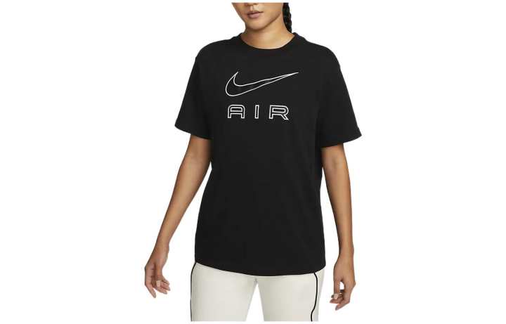 Nike Nike T Shirts Women's Black Crew Neck Moderate Straight Fit