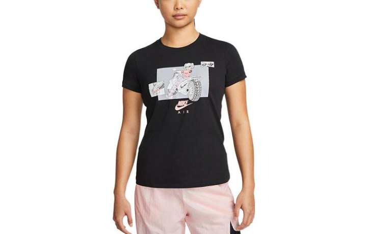 Nike Nike T Shirts Women's Black Crew Neck Moderate Straight Fit