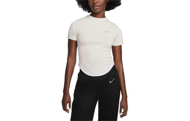 Nike Nike T Shirts Women's Apricot Crew Neck Moderate Straight Fit