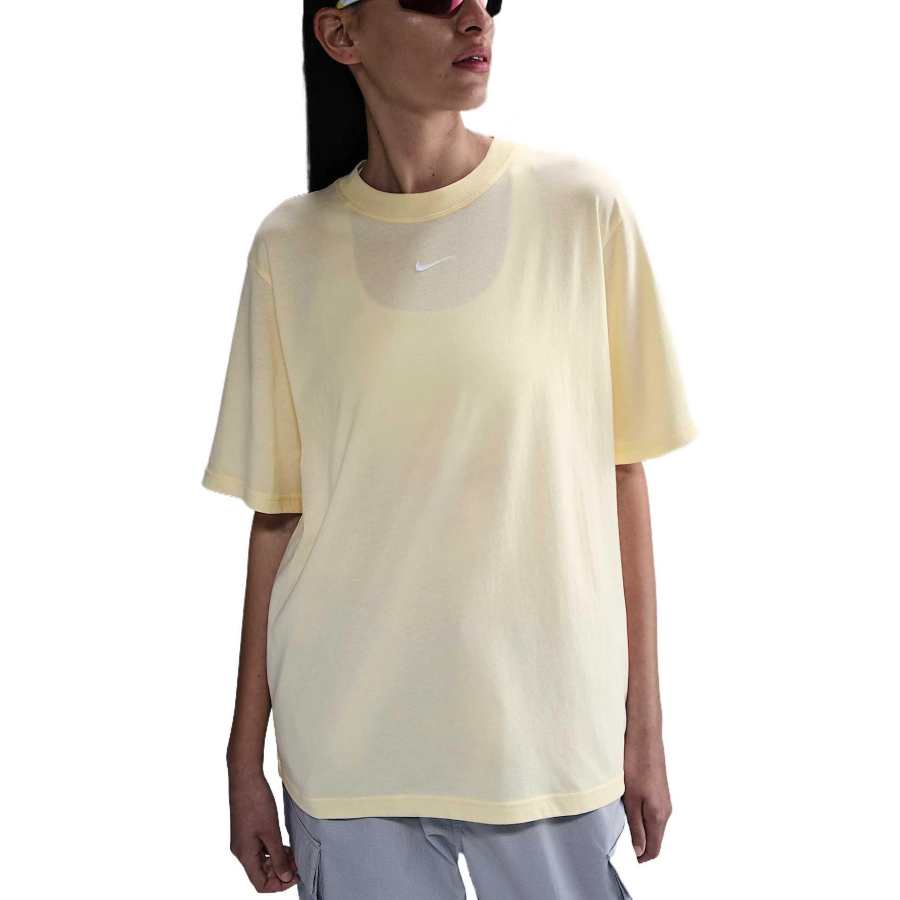 Nike Nike Sportswear Essential Women's T Shirt