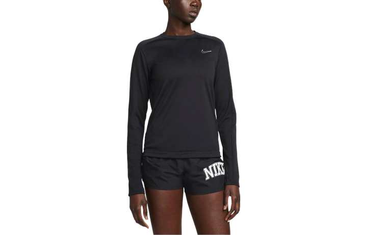 Nike Nike T Shirts Women's Black Crew Neck Moderate Straight Fit