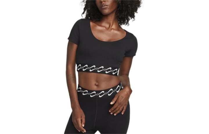 Nike Nike Swoosh "Black/Sail" T-shirt