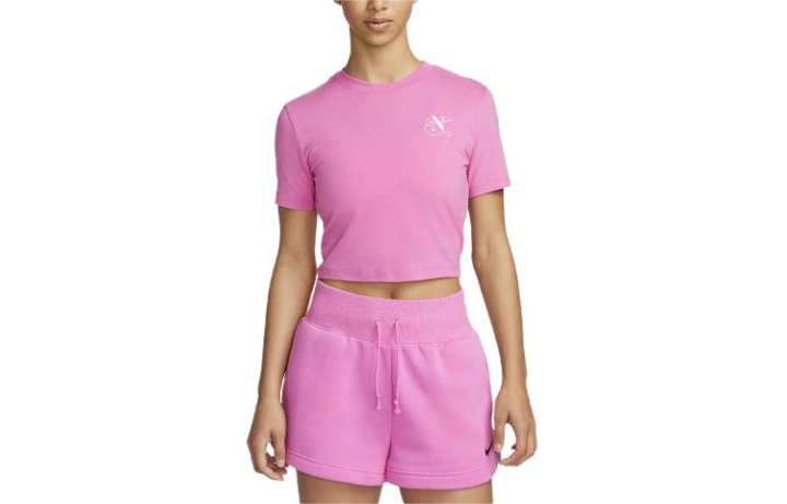 Nike Nike Sportswear Essentials T Shirt Women's Pink