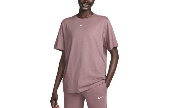 Nike Nike Swoosh logo T shirt