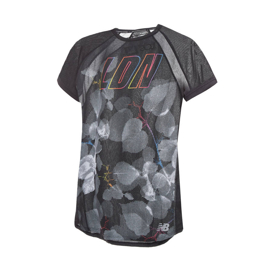 New Balance New Balance London Edition T Shirts Women's Black Crew Neck Moderate Straight Fit