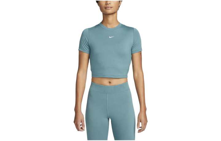 Nike Nike T Shirts Women's Peacock Blue Crew Neck Moderate Straight Fit