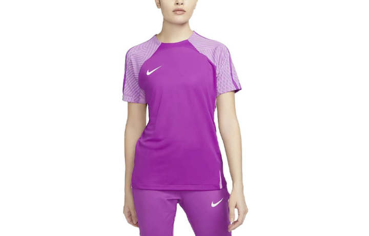 Nike Nike T Shirts Women's Fuchsia Crew Neck Moderate Straight Fit