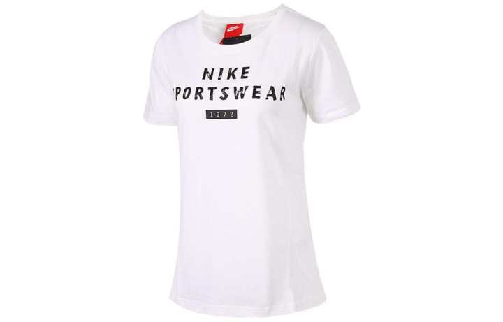Nike Nike T Shirts Women's White Crew Neck Moderate Straight Fit