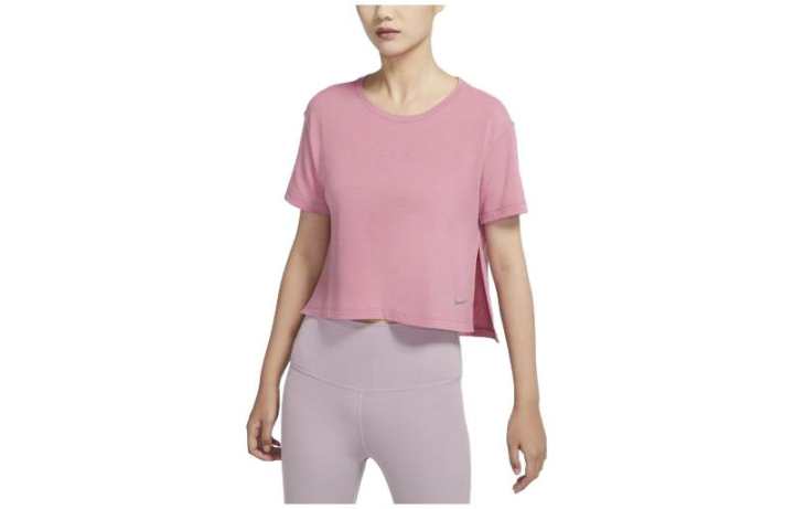 Nike Nike T Shirts Women's Light Berry Red Crew Neck Moderate Straight Fit